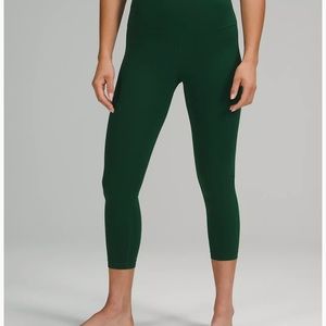 BNWT lululemon Align™ High-Rise Crop 23"
